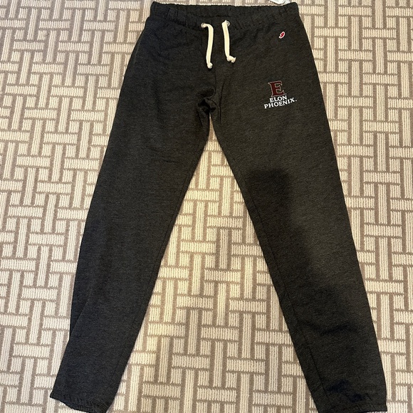 NWT Adorable “Elon” Joggers/Sweatpants sz m - Picture 1 of 3